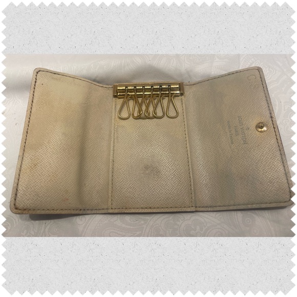 Louis Vuitton LV Keyholder - Picture 6 of 7